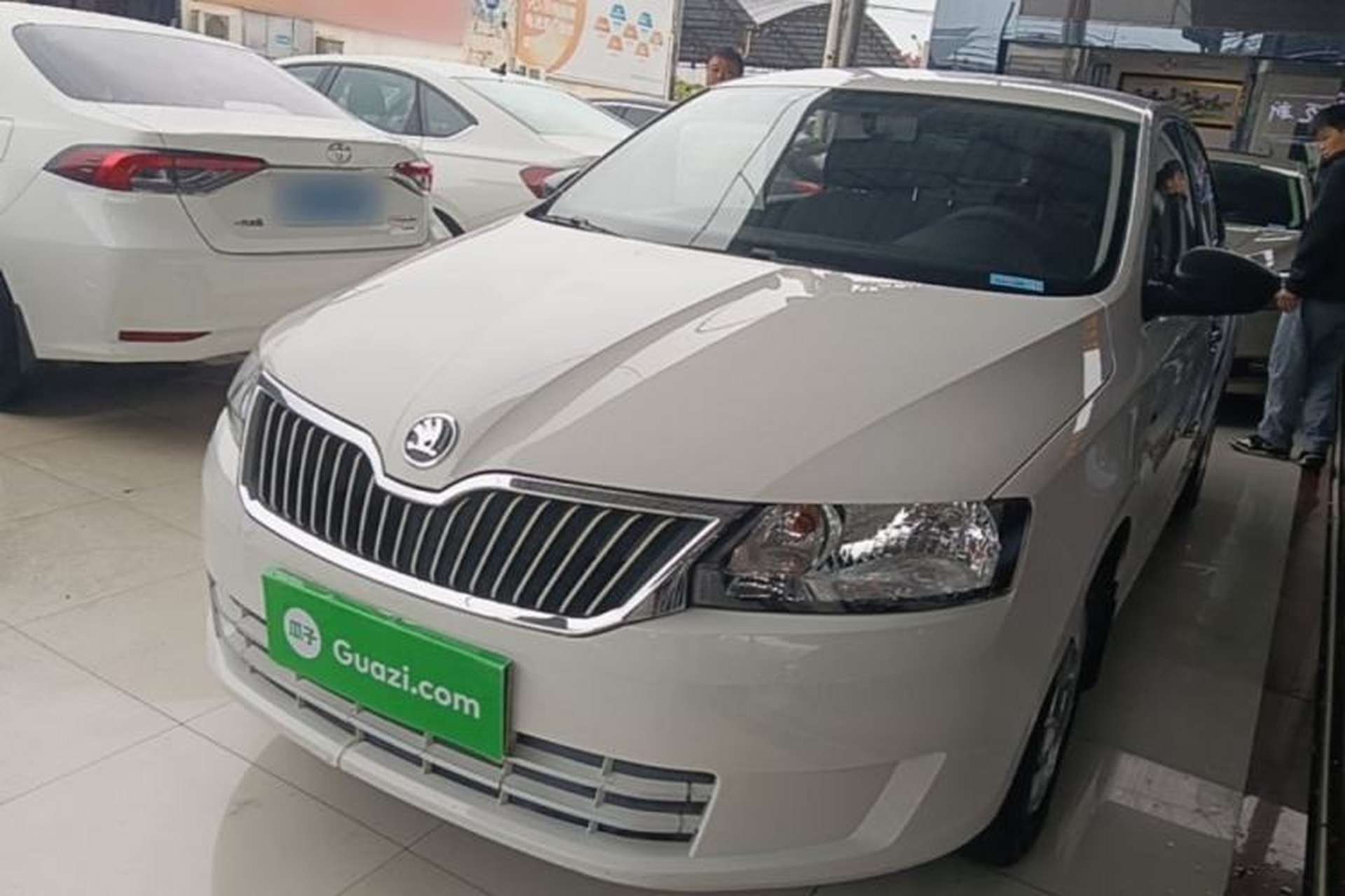 Used Skoda Rapid 2016 1.4L Manual Front-Wheel Drive Model Front Left 45 Deg