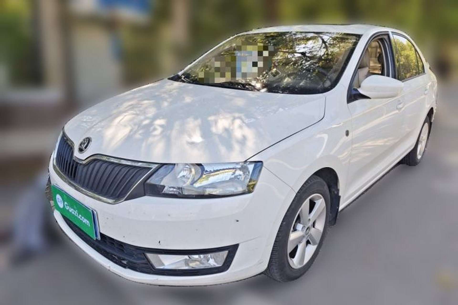 Used Skoda Rapid 2016 1.6L Automatic Chuanxing Edition Front Left 45 Deg