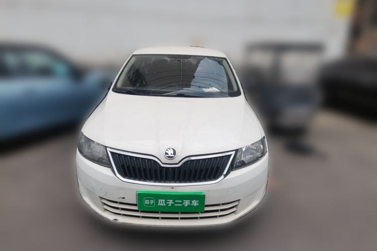 Used Skoda Rapid 2016 1.6L Manual Front-Wheel-Drive Version Front
