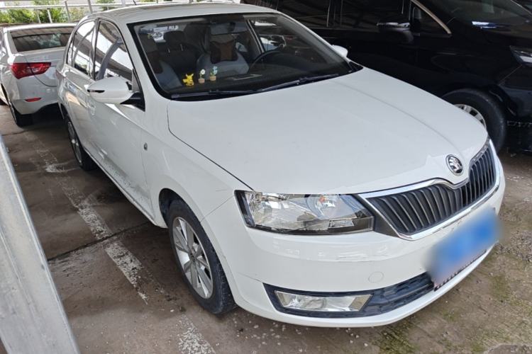 Used Skoda Rapid 2016 1.4L Manual Trend Edition Front Right 45 Deg