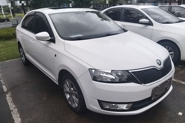 Used Skoda Rapid 2016 1.6L Automatic Chuanxing Edition Front Right 45 Deg