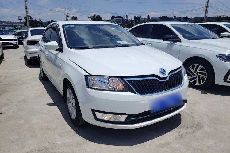 Used Skoda Rapid 2016 1.4L Manual Trend Edition Front Right 45 Deg