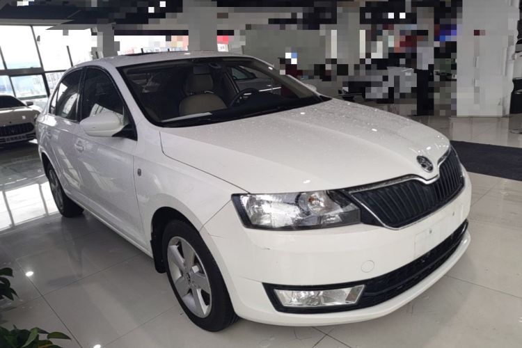 Used Skoda Rapid 2016 1.6L Automatic Chuanxing Edition Front Right 45 Deg