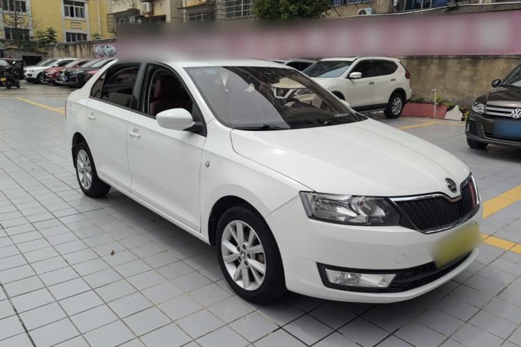 Used Skoda Rapid 2016 1.6L Manual Trend Edition Front Right 45 Deg