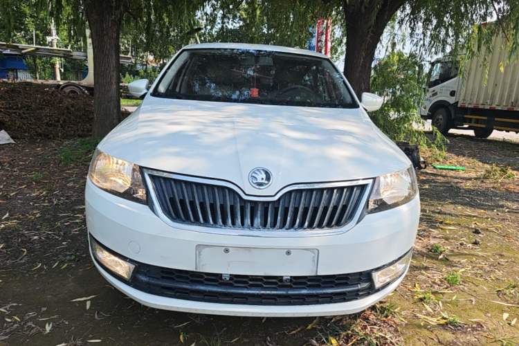 Used Skoda Rapid 2016 1.6L Manual Trend Edition Front