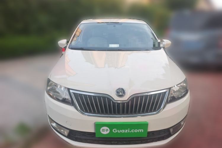 Used Skoda Rapid 2016 1.6L Manual Trend Edition Front