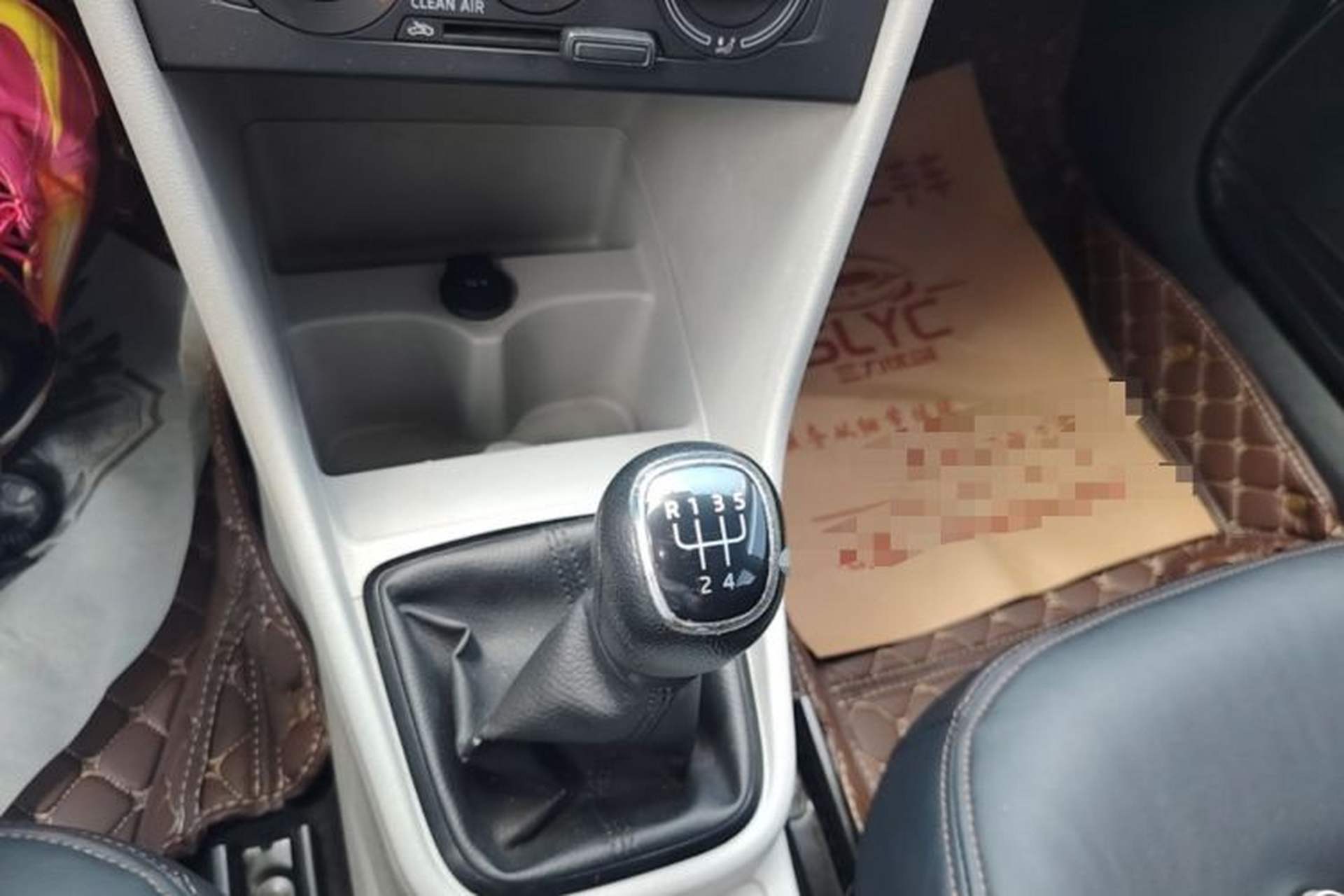 Used Skoda Rapid 2016 1.4L Manual Trend Edition Gear Lever