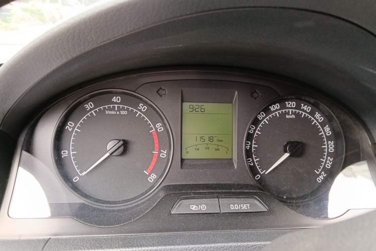 Used Skoda Rapid 2016 1.4L Manual Front-Wheel Drive Model Instrument Cluster