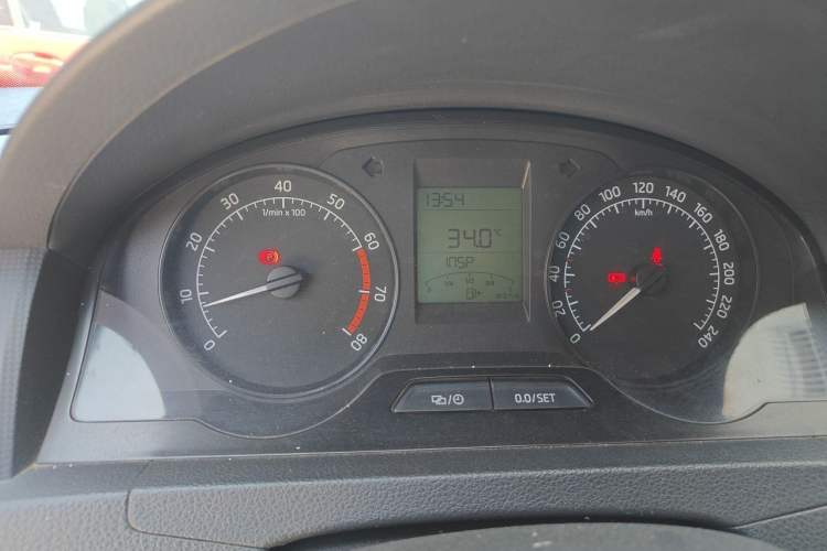 Used Skoda Rapid 2016 1.4L Manual Front-Wheel Drive Model Instrument Cluster