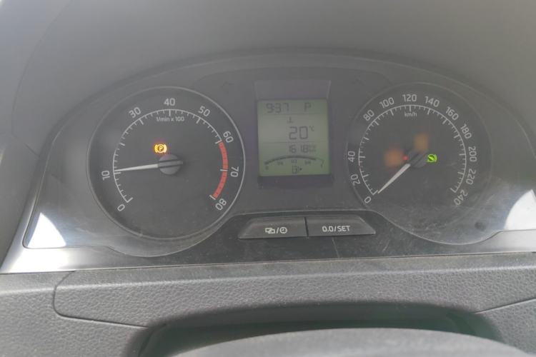 Used Skoda Rapid 2016 1.6L Automatic Chuanxing Edition Instrument Cluster