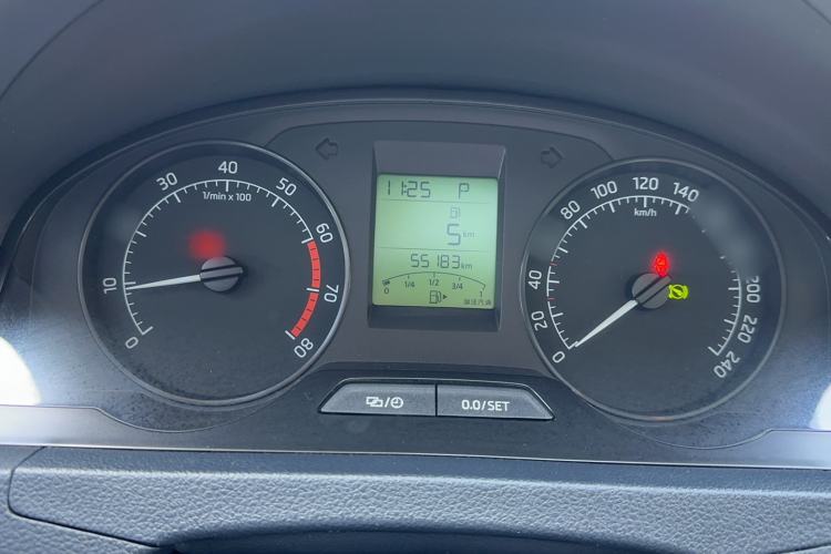 Used Skoda Rapid 2016 1.6L Automatic Chuanxing Edition Instrument Cluster