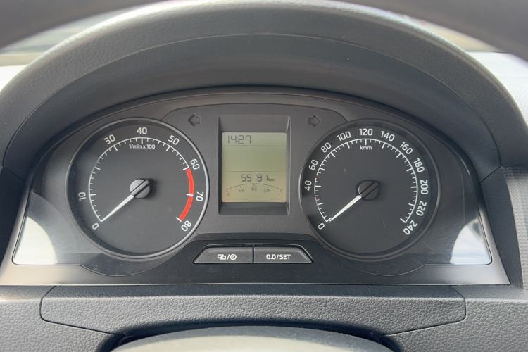 Used Skoda Rapid 2016 1.6L Automatic Chuanxing Edition Instrument Cluster