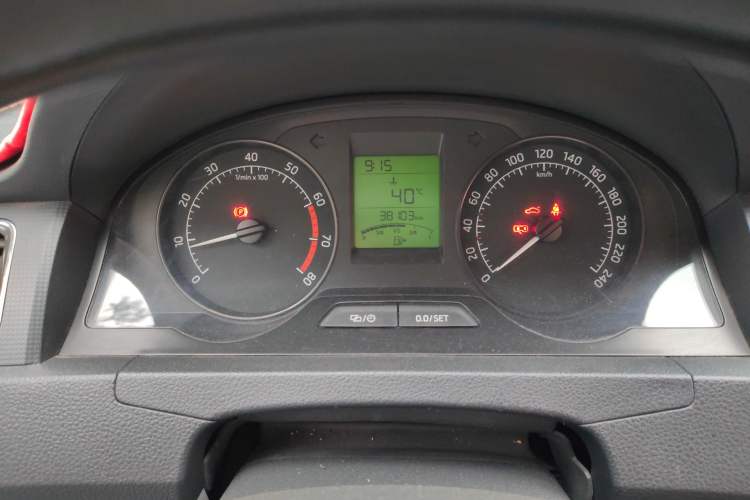 Used Skoda Rapid 2016 1.6L Manual Trend Edition Instrument Cluster