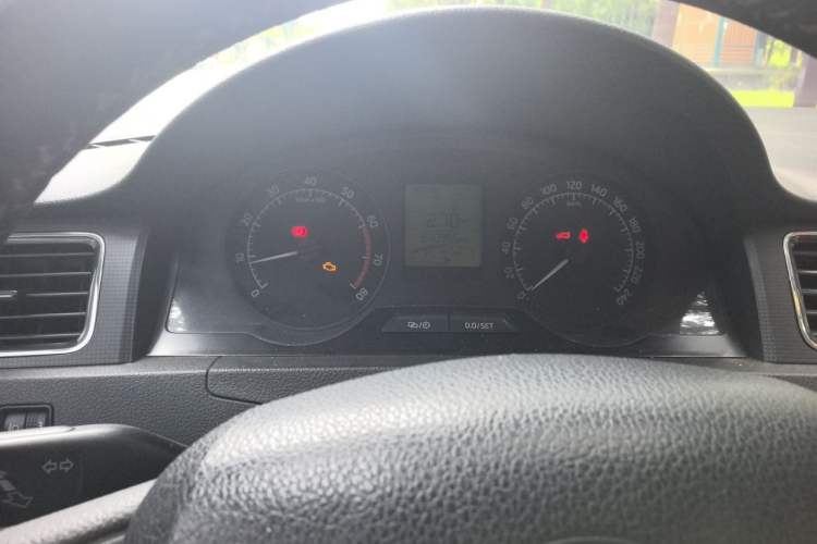 Used Skoda Rapid 2016 1.6L Manual Trend Edition Instrument Cluster