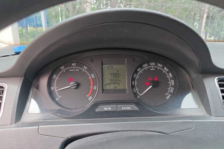 Used Skoda Rapid 2016 1.4L Manual Trend Edition Instrument Cluster