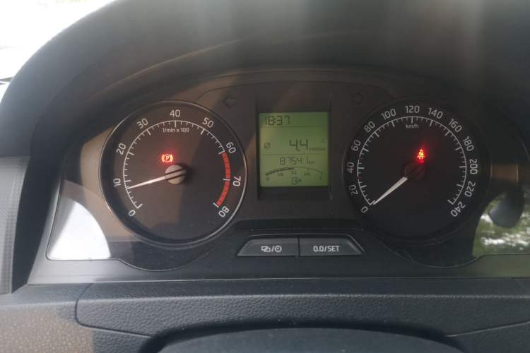 Used Skoda Rapid 2016 1.6L Manual Trend Edition Instrument Cluster