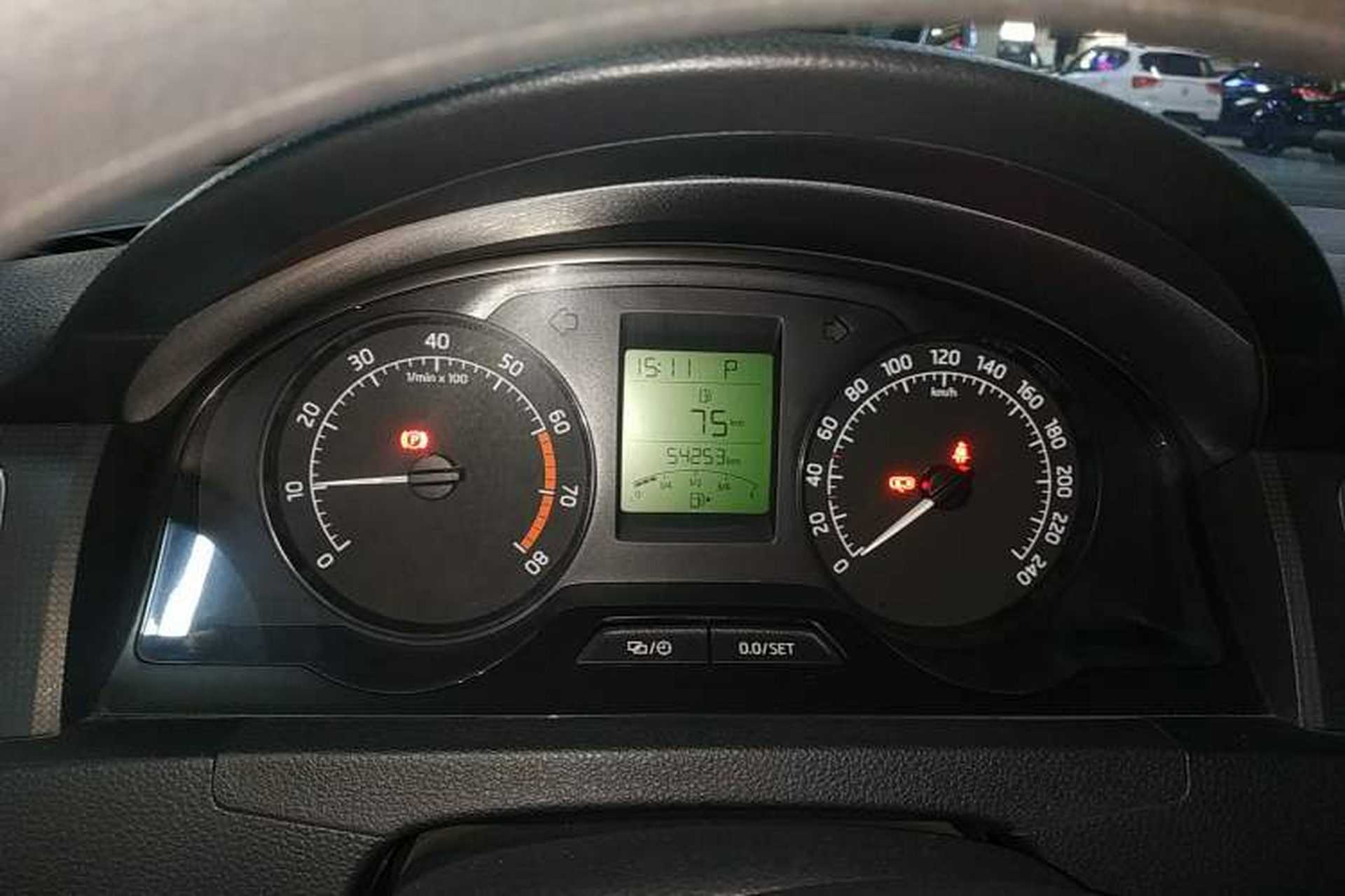Used Skoda Rapid 2016 1.6L Automatic Chuanxing Edition Instrument Cluster