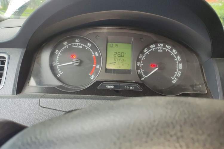 Used Skoda Rapid 2016 1.4L Manual Front-Wheel Drive Model Instrument Cluster