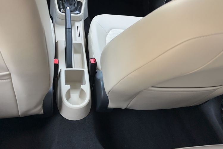Used Skoda Rapid 2016 1.6L Automatic Chuanxing Edition Interior 1