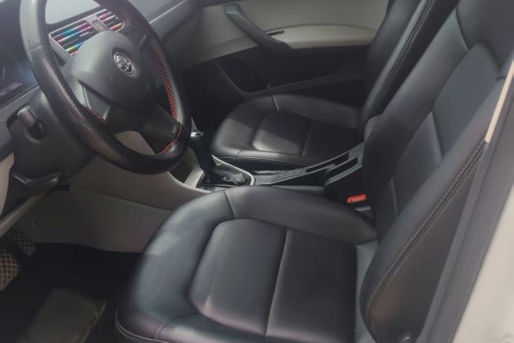 Used Skoda Rapid 2016 1.6L Automatic Chuanxing Edition Interior 1