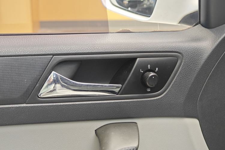 Used Skoda Rapid 2016 1.6L Automatic Chuanxing Edition Interior 10