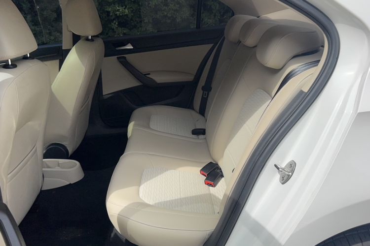 Used Skoda Rapid 2016 1.6L Automatic Chuanxing Edition Interior 2