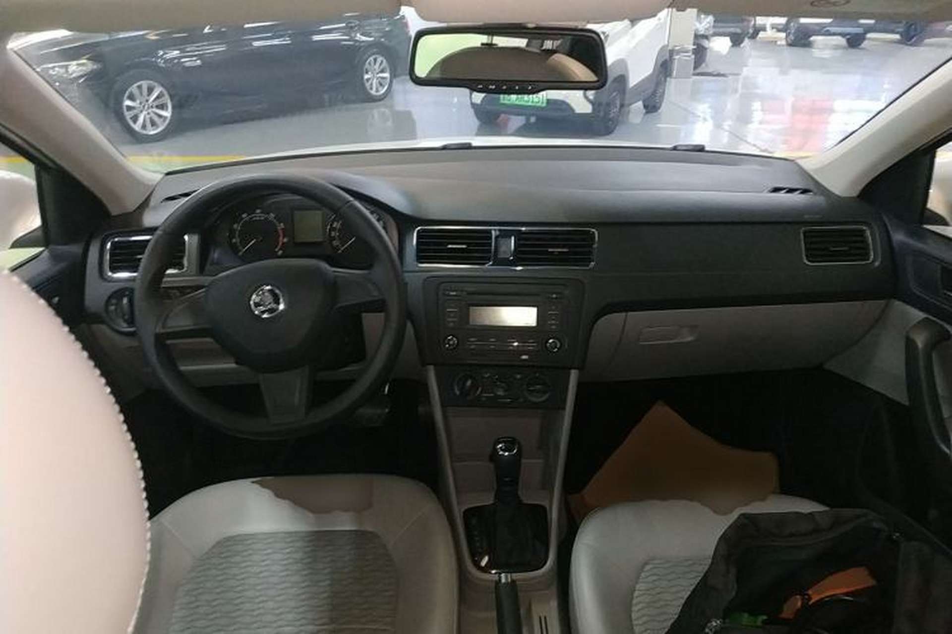 Used Skoda Rapid 2016 1.6L Automatic Chuanxing Edition Interior 2