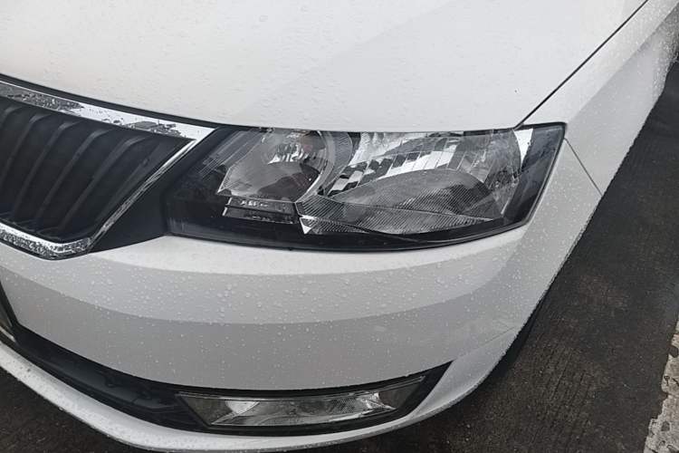 Used Skoda Rapid 2016 1.6L Automatic Chuanxing Edition Left Front Headlight