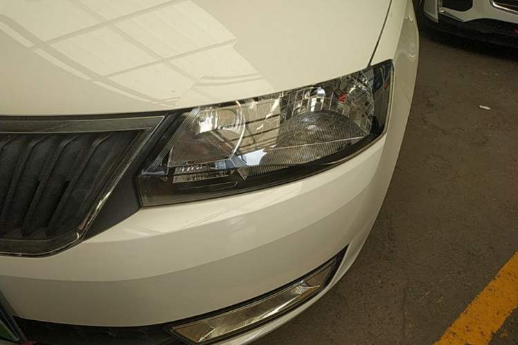 Used Skoda Rapid 2016 1.6L Automatic Chuanxing Edition Left Front Headlight