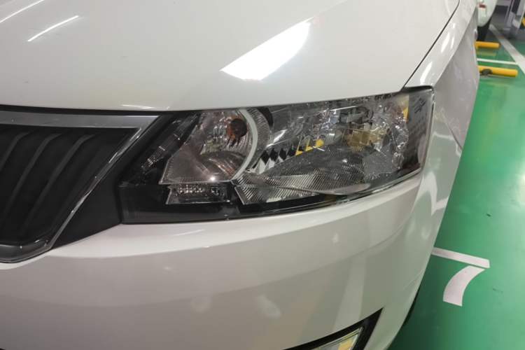 Used Skoda Rapid 2016 1.6L Automatic Chuanxing Edition Left Front Headlight