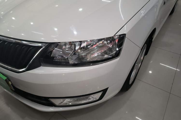 Used Skoda Rapid 2016 1.6L Automatic Chuanxing Edition Left Front Headlight