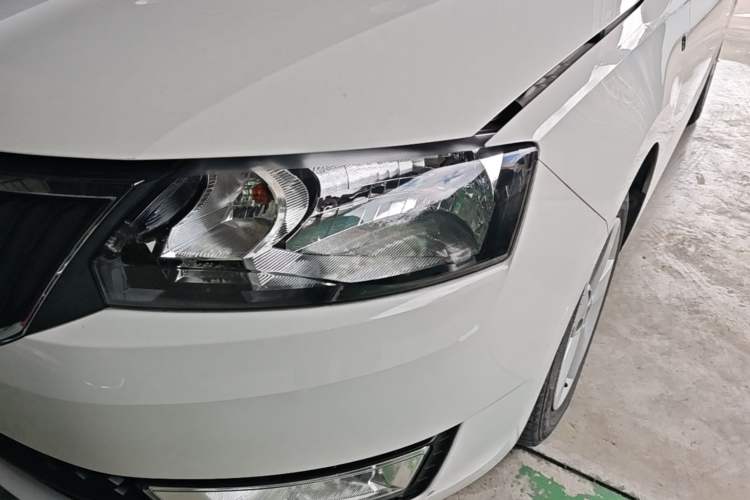 Used Skoda Rapid 2016 1.6L Automatic Chuanxing Edition Left Front Headlight