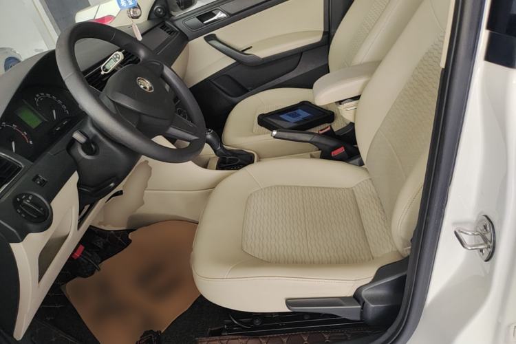 Used Skoda Rapid 2016 1.6L Automatic Chuanxing Edition Left Front Seat