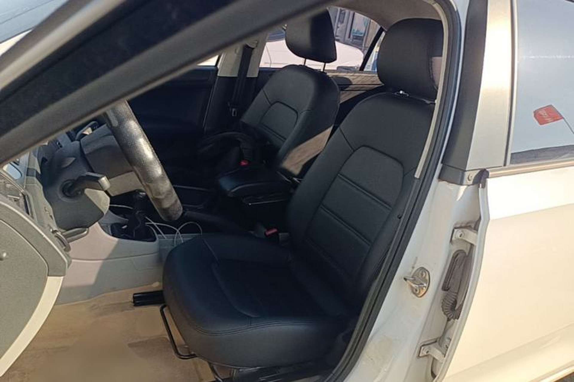 Used Skoda Rapid 2016 1.6L Manual Front-Wheel-Drive Version Left Front Seat