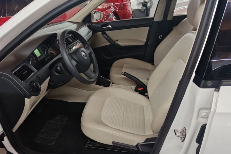 Used Skoda Rapid 2016 1.6L Automatic Chuanxing Edition Left Front Seat