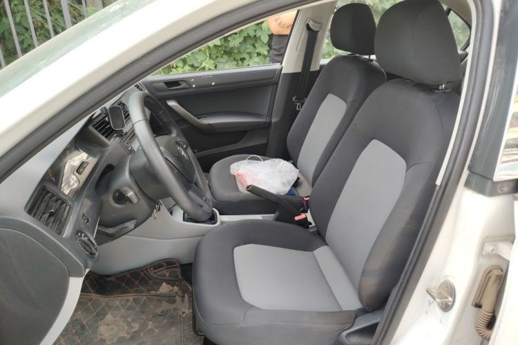 Used Skoda Rapid 2016 1.6L Manual Front-Wheel-Drive Version Left Front Seat
