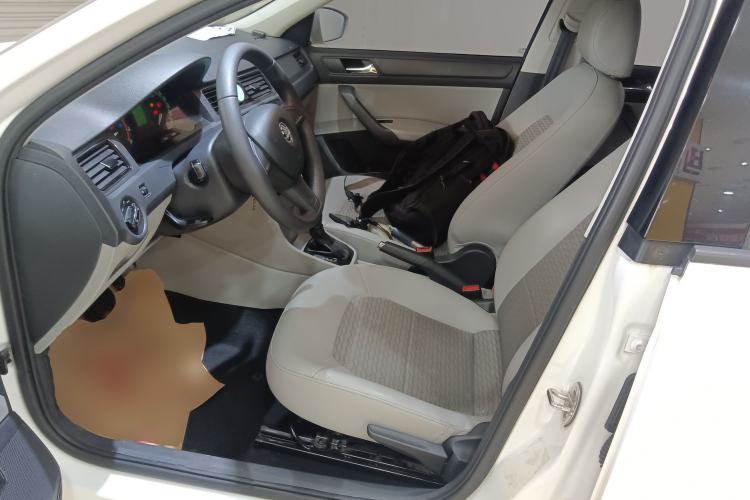 Used Skoda Rapid 2016 1.6L Automatic Chuanxing Edition Left Front Seat
