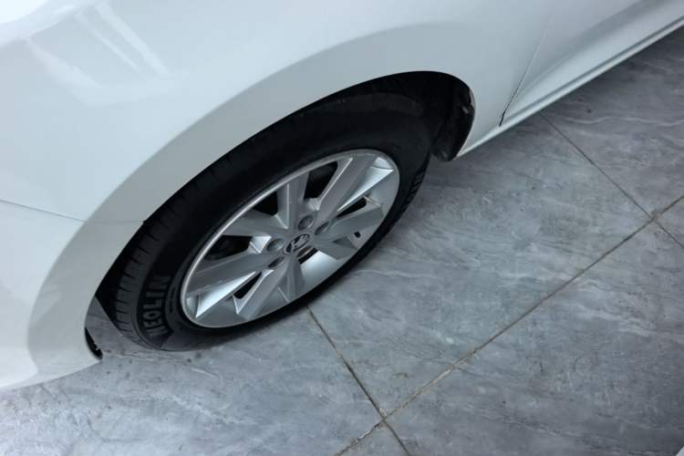 Used Skoda Rapid 2016 1.6L Automatic Chuanxing Edition Left Front Wheel Hub