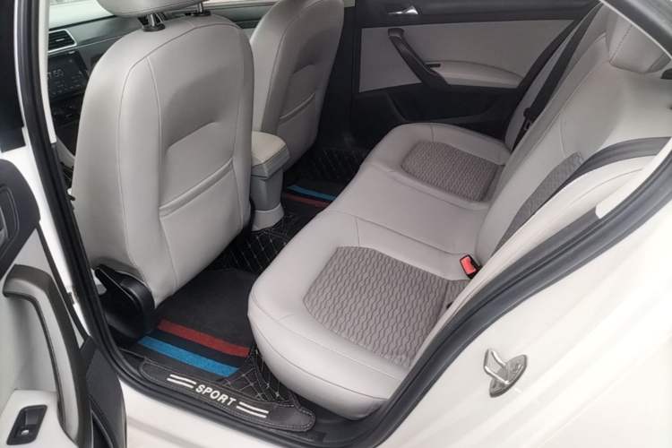 Used Skoda Rapid 2016 1.6L Manual Trend Edition Left Rear Seat