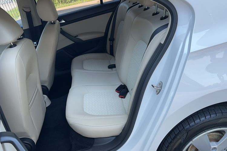 Used Skoda Rapid 2016 1.6L Automatic Chuanxing Edition Left Rear Seat