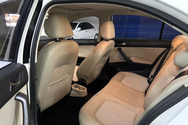 Used Skoda Rapid 2016 1.6L Automatic Chuanxing Edition Left Rear Seat