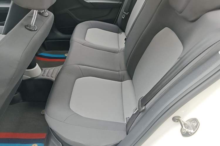 Used Skoda Rapid 2016 1.4L Manual Front-Wheel Drive Model Left Rear Seat