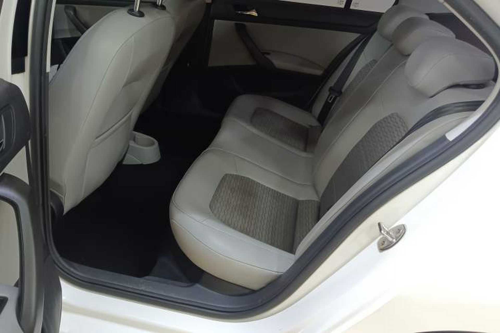 Used Skoda Rapid 2016 1.6L Automatic Chuanxing Edition Left Rear Seat