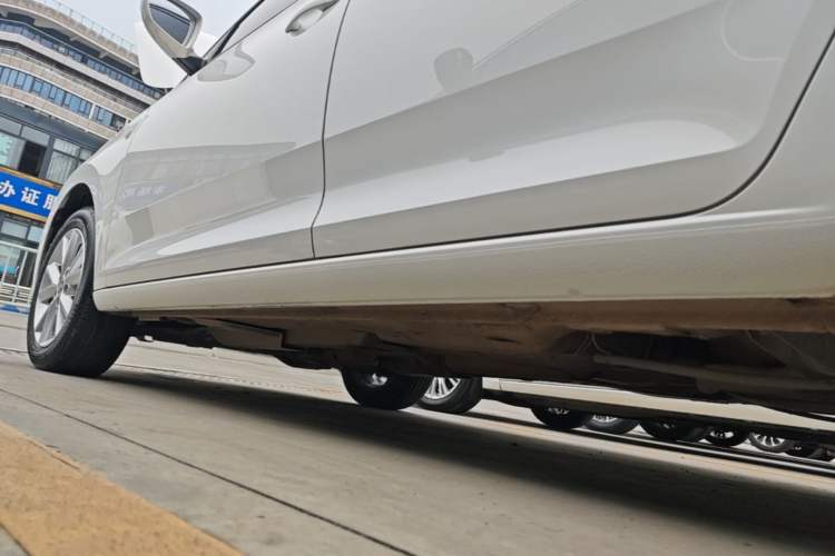 Used Skoda Rapid 2016 1.6L Automatic Chuanxing Edition Left Side Sill