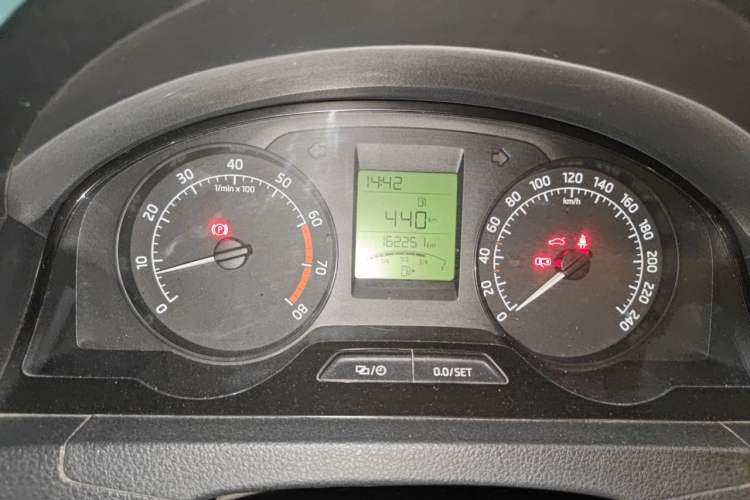 Used Skoda Rapid 2016 1.6L Manual Trend Edition Odometer Close Up