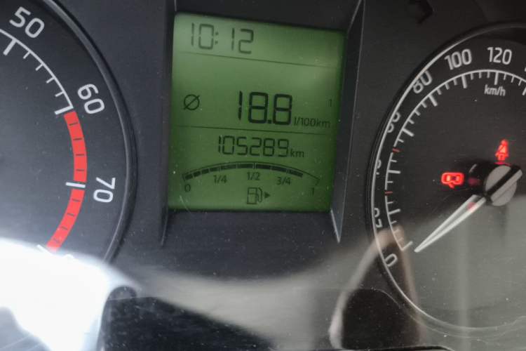 Used Skoda Rapid 2016 1.6L Manual Trend Edition Odometer Close Up