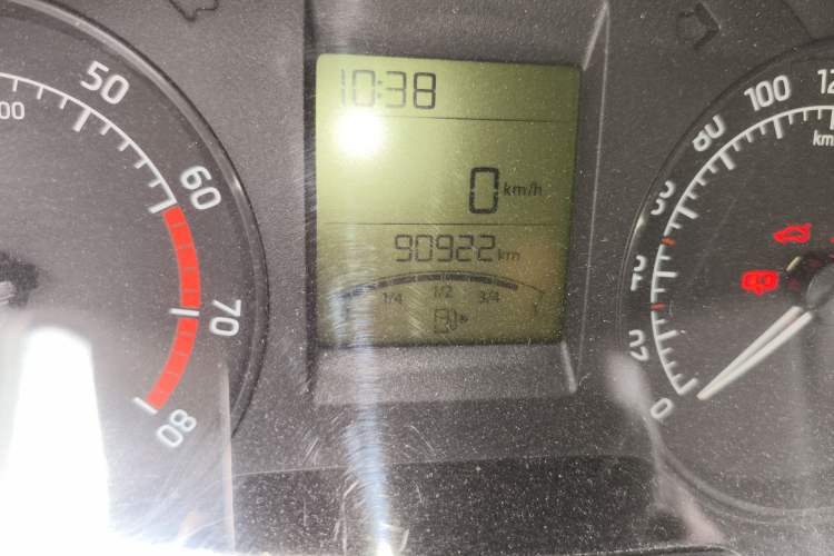 Used Skoda Rapid 2016 1.6L Manual Trend Edition Odometer Close Up