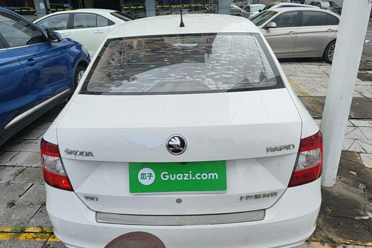 Used Skoda Rapid 2016 1.6L Manual Front-Wheel-Drive Version Rear