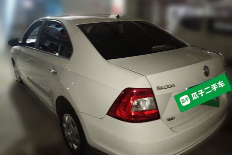 Used Skoda Rapid 2016 1.6L Manual Front-Wheel-Drive Version Rear Left 45 Deg