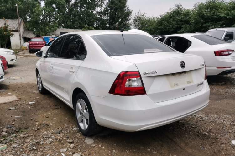 Used Skoda Rapid 2016 1.4L Manual Trend Edition Rear Left 45 Deg
